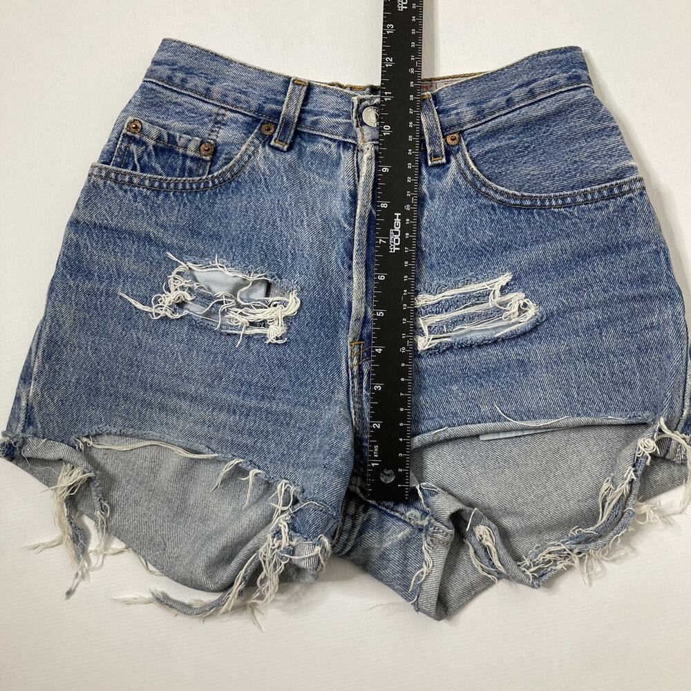 Levis Shorts Womens 27 Vintage 901 High Rise Button Fly Denim Destroyed Cut Off - Picture 7 of 11